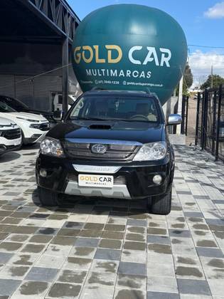 TOYOTA HILUX SW4 3.0 SRV 4X4 16V TURBO INTERCOOLER DIESEL 4P AUTOMÁTICO TOYOTA HILUX SW4 3.0 SRV 4X4 16V TURBO INTERCOOLER DIESEL 4P AUTOMÁTICO